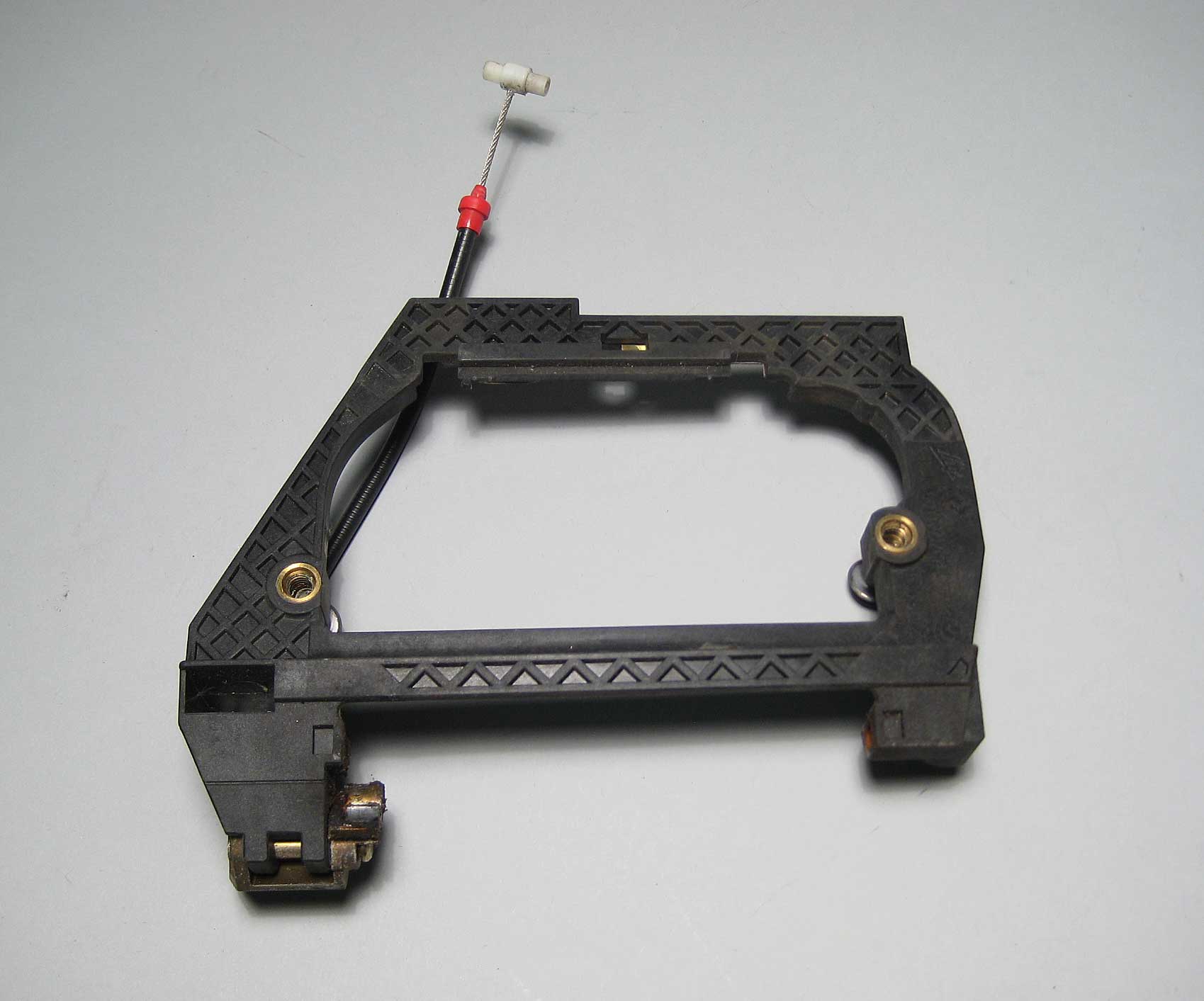 BMW E39 Left Drivers Side Rear Door Handle Frame w Cable 97-03 USED ... BMW E39 Left Drivers Side Rear Door Handle Frame w Cable 97-03 USED ...