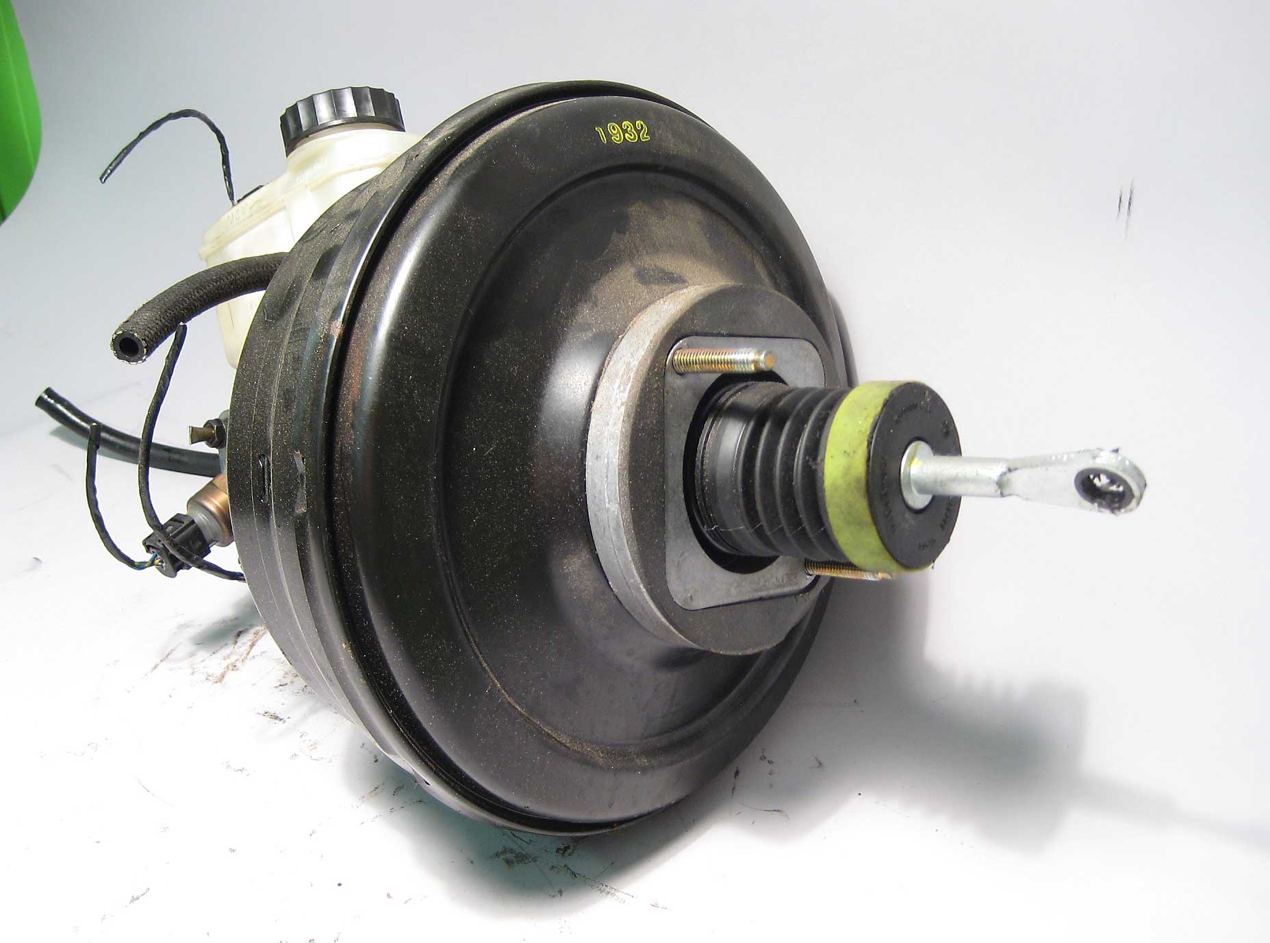 BMW E46 M3 Brake Booster and Master Cylinder ABS DSC 20012002 USED OEM