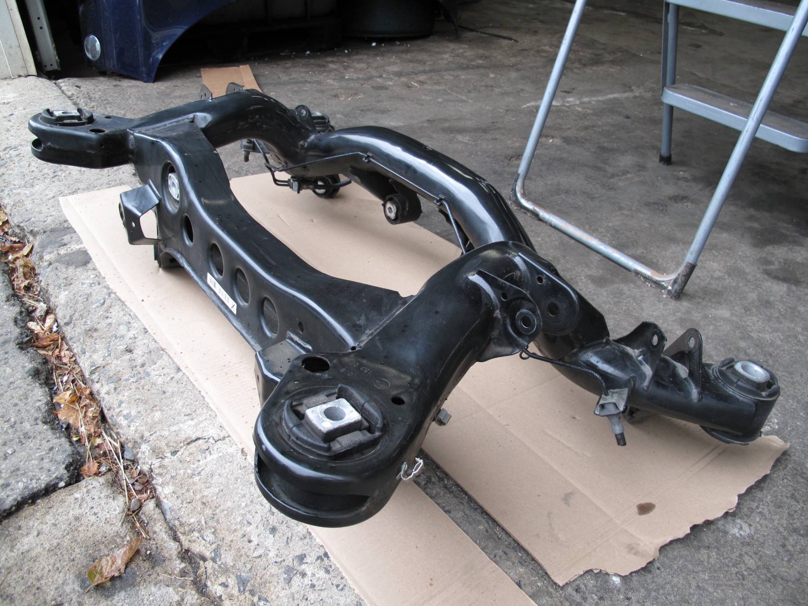 BMW E90 E92 E82 E88 1Series Rear Axle Carrier Subframe Cross Member