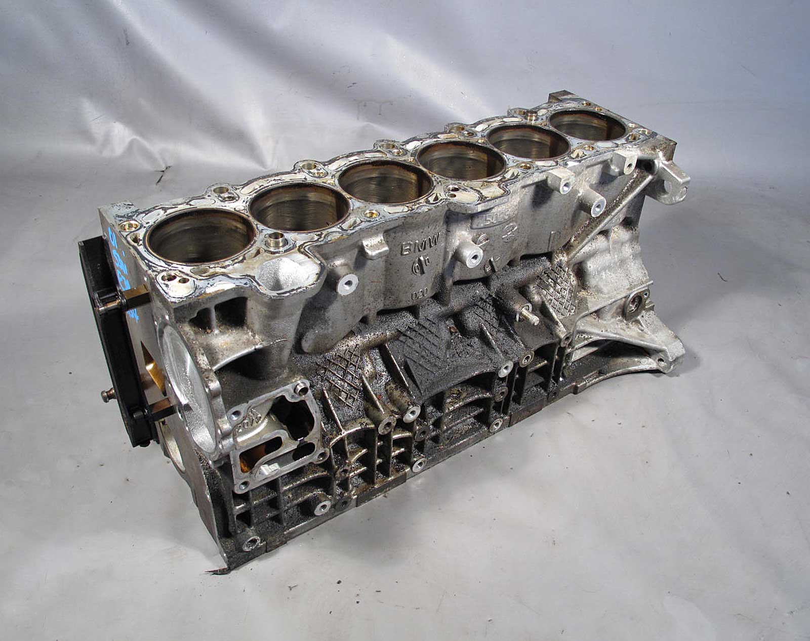 BMW 3.0L M54 6Cylinder Aluminum Bare Engine Cylinder Block 20012006