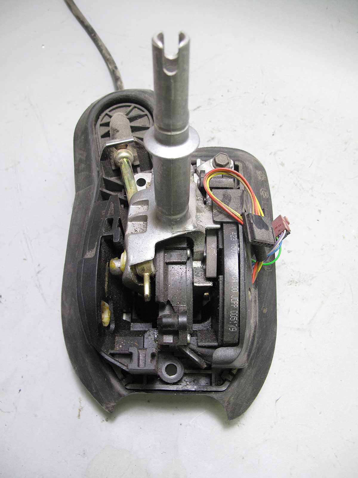 BMW E38 E39 5Series Steptronic Auto Gear Shifter Selector Interlock