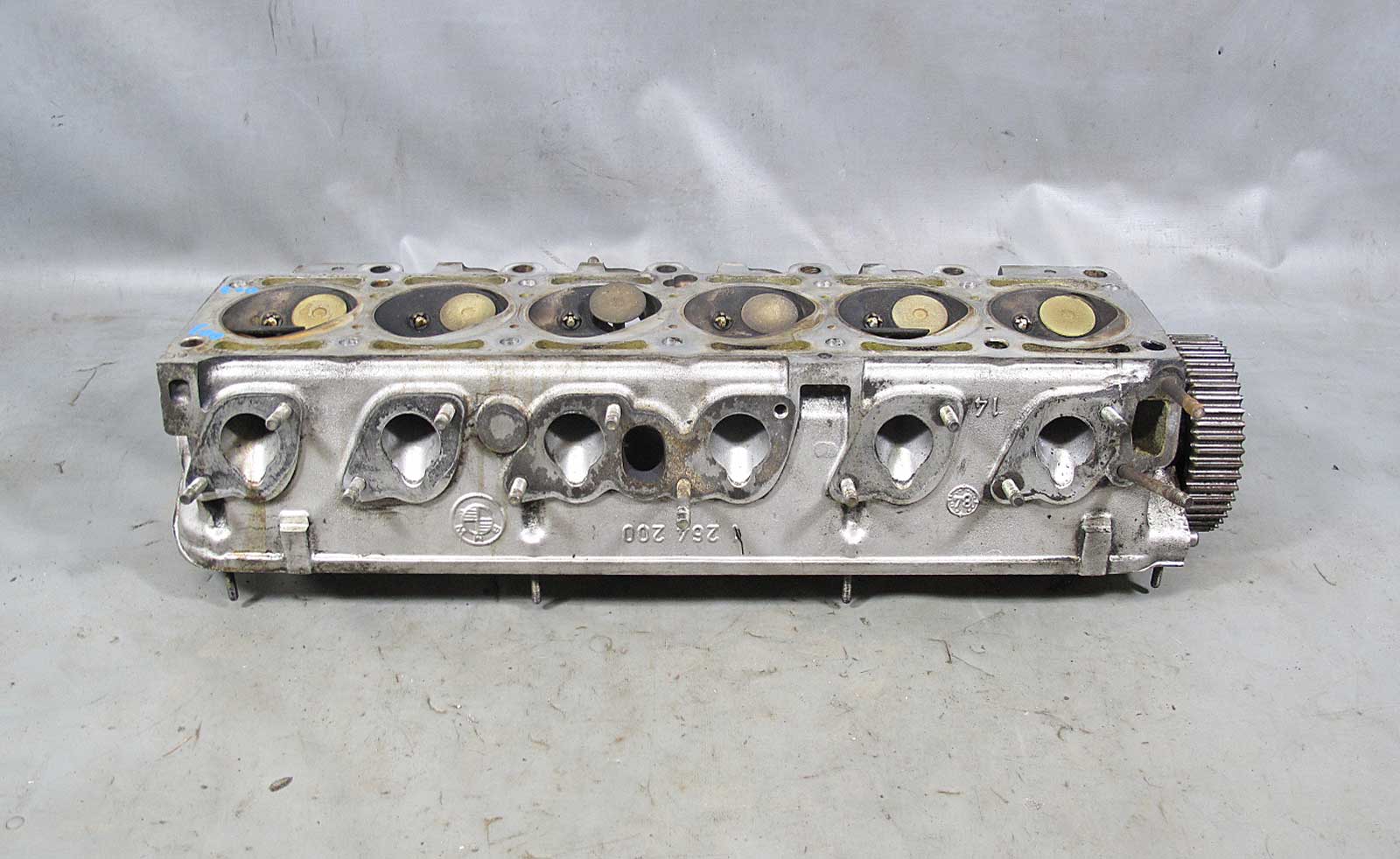BMW E30 325e E28 528e M20 ETA Cylinder Head Assembly w Cam Valves 1982