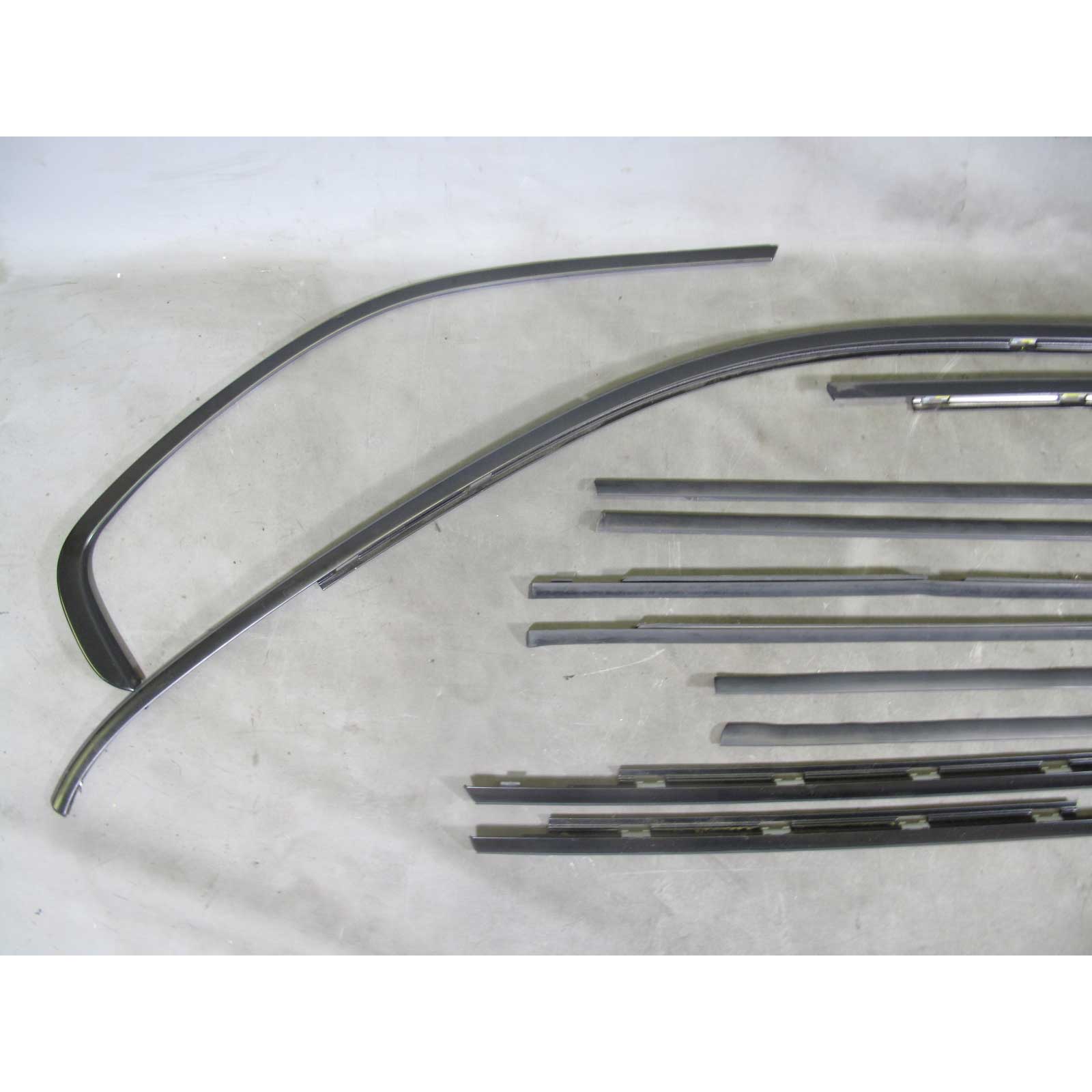 20002006 BMW E53 X5 SAV Factory Shadowline Black Exterior 20002006 BMW E53 X5 SAV Factory Shadowline Black Exterior